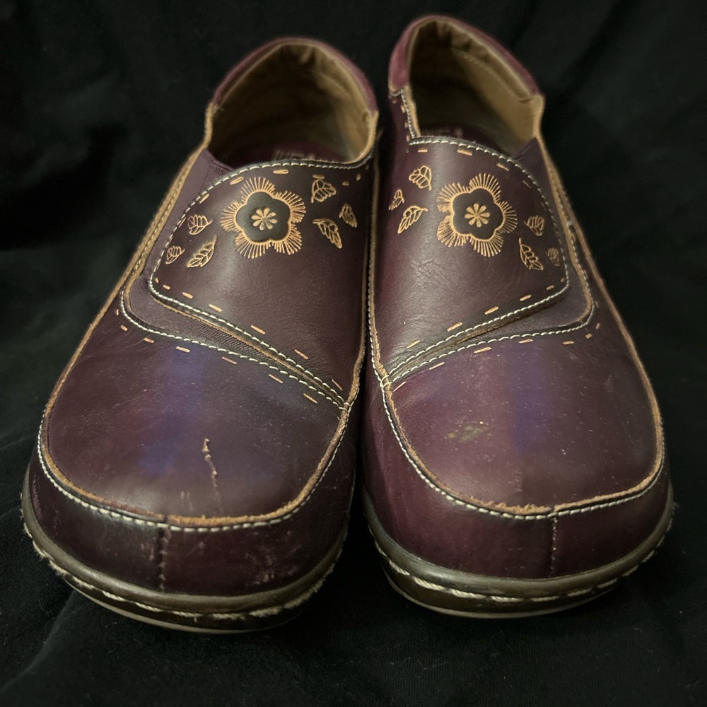 Women's L’Artiste Floral Embroidered Leather Shoes
